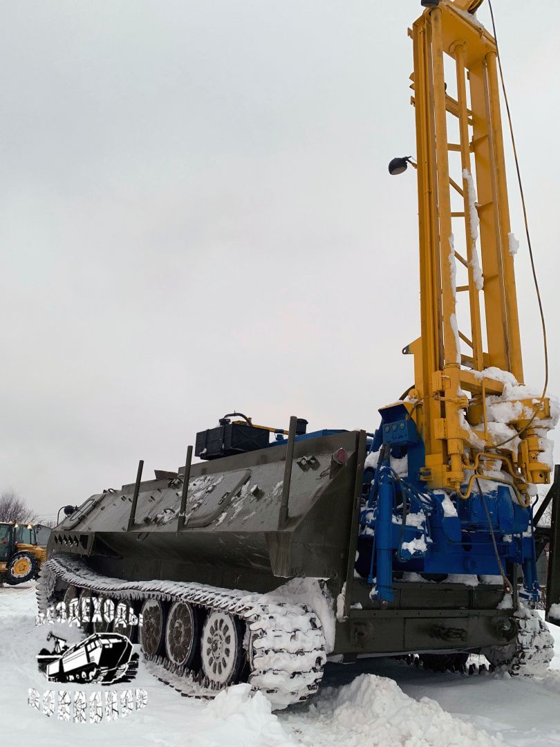 Вездеход ТГМ-2 (МТЛБУ) с буровой установкой