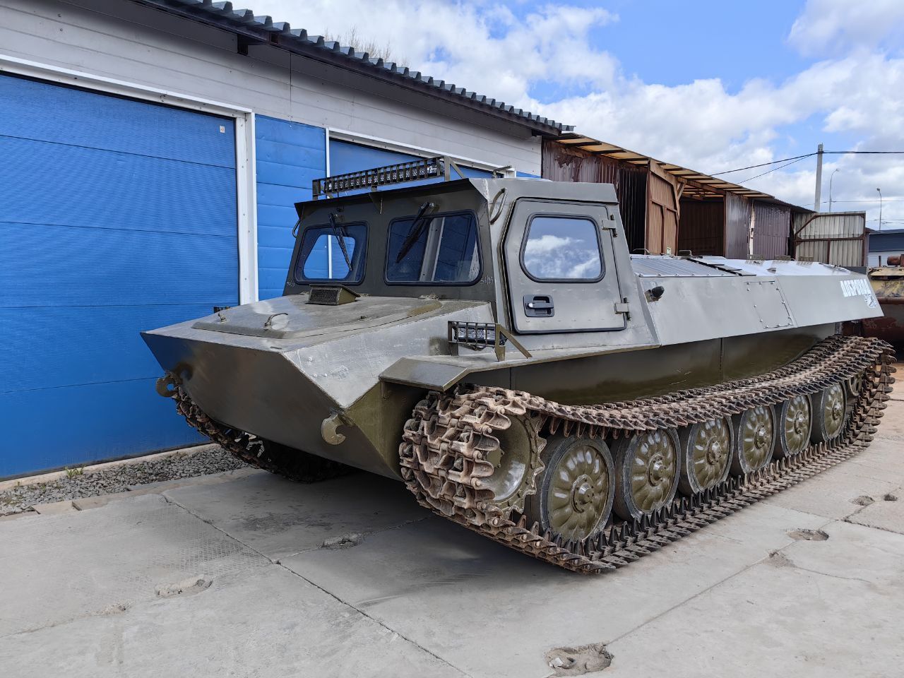 Вездеход ТГМ-1 (МТЛБ) цельнометаллический