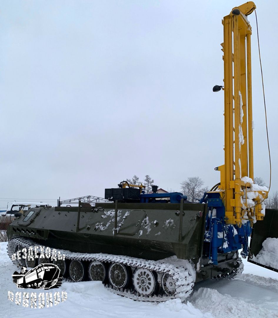 Вездеход ТГМ-2 (МТЛБУ) с буровой установкой